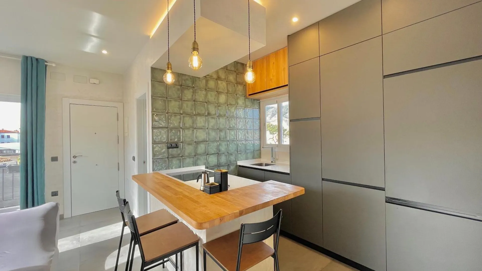 Lafrenchtouch - Moderno Y Centrico En Torremolinos Daire