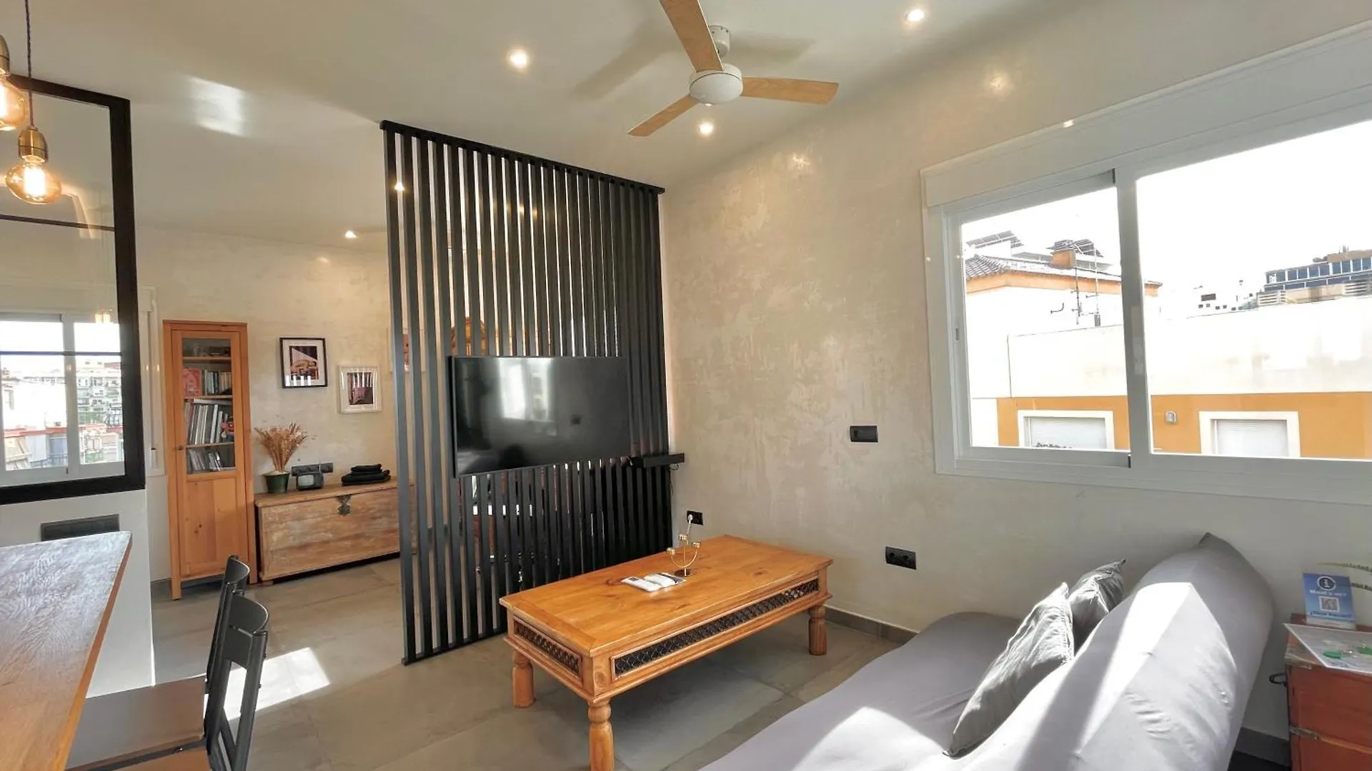 Lafrenchtouch - Moderno Y Centrico En Torremolinos Daire