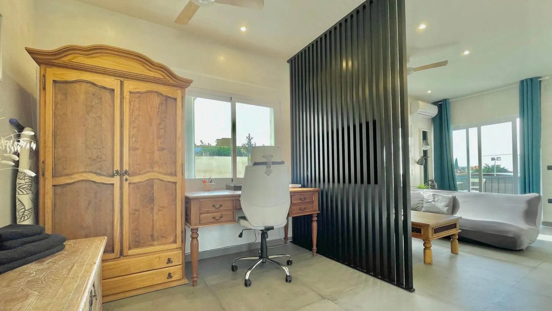 Lafrenchtouch - Moderno Y Centrico En Torremolinos 아파트 0*,  스페인